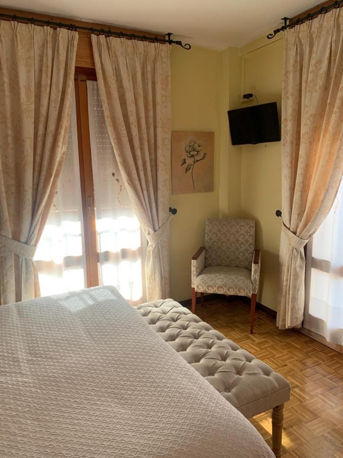 Hostal Docar Лерма Екстер'єр фото