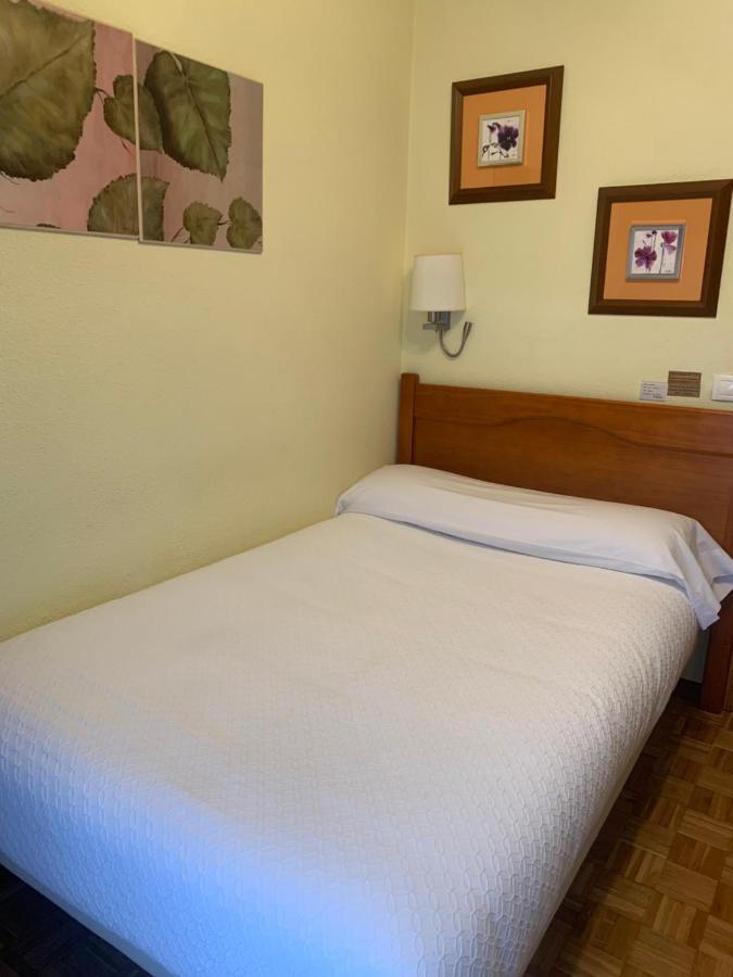 Hostal Docar Лерма Екстер'єр фото