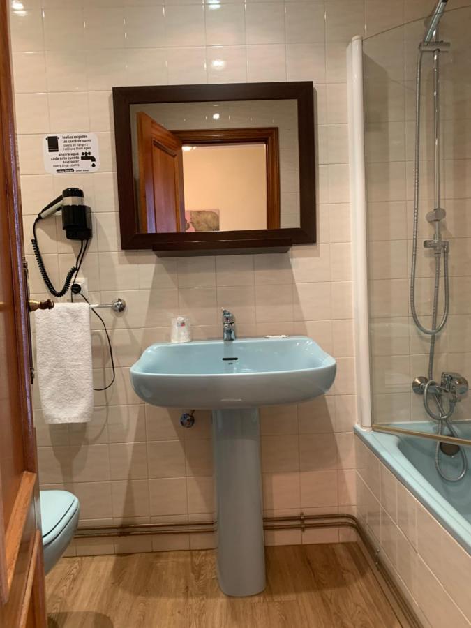 Hostal Docar Лерма Екстер'єр фото