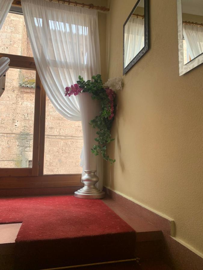 Hostal Docar Лерма Екстер'єр фото
