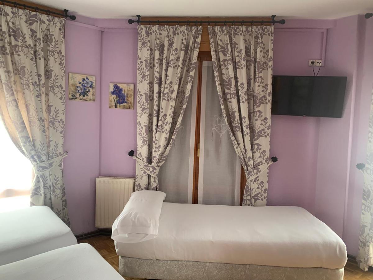 Hostal Docar Лерма Екстер'єр фото