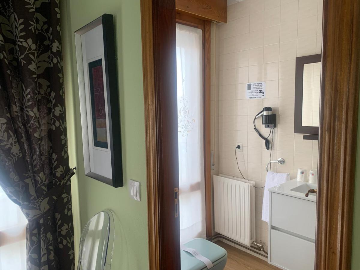 Hostal Docar Лерма Екстер'єр фото