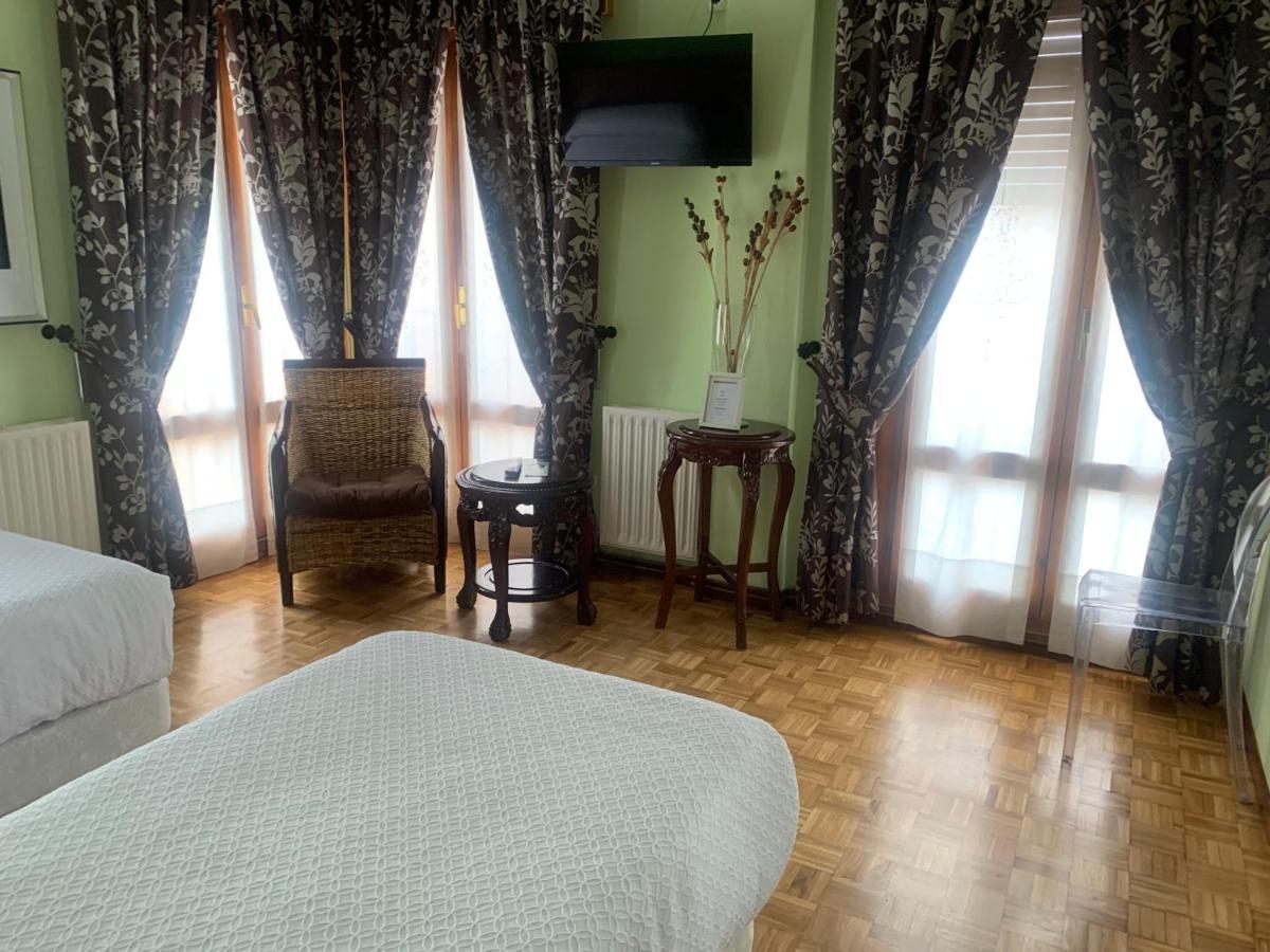 Hostal Docar Лерма Екстер'єр фото