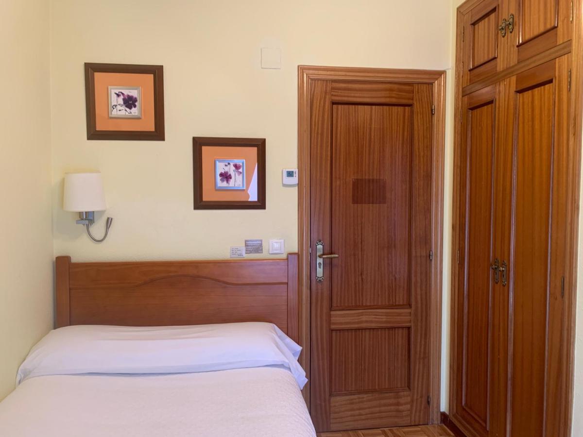 Hostal Docar Лерма Екстер'єр фото